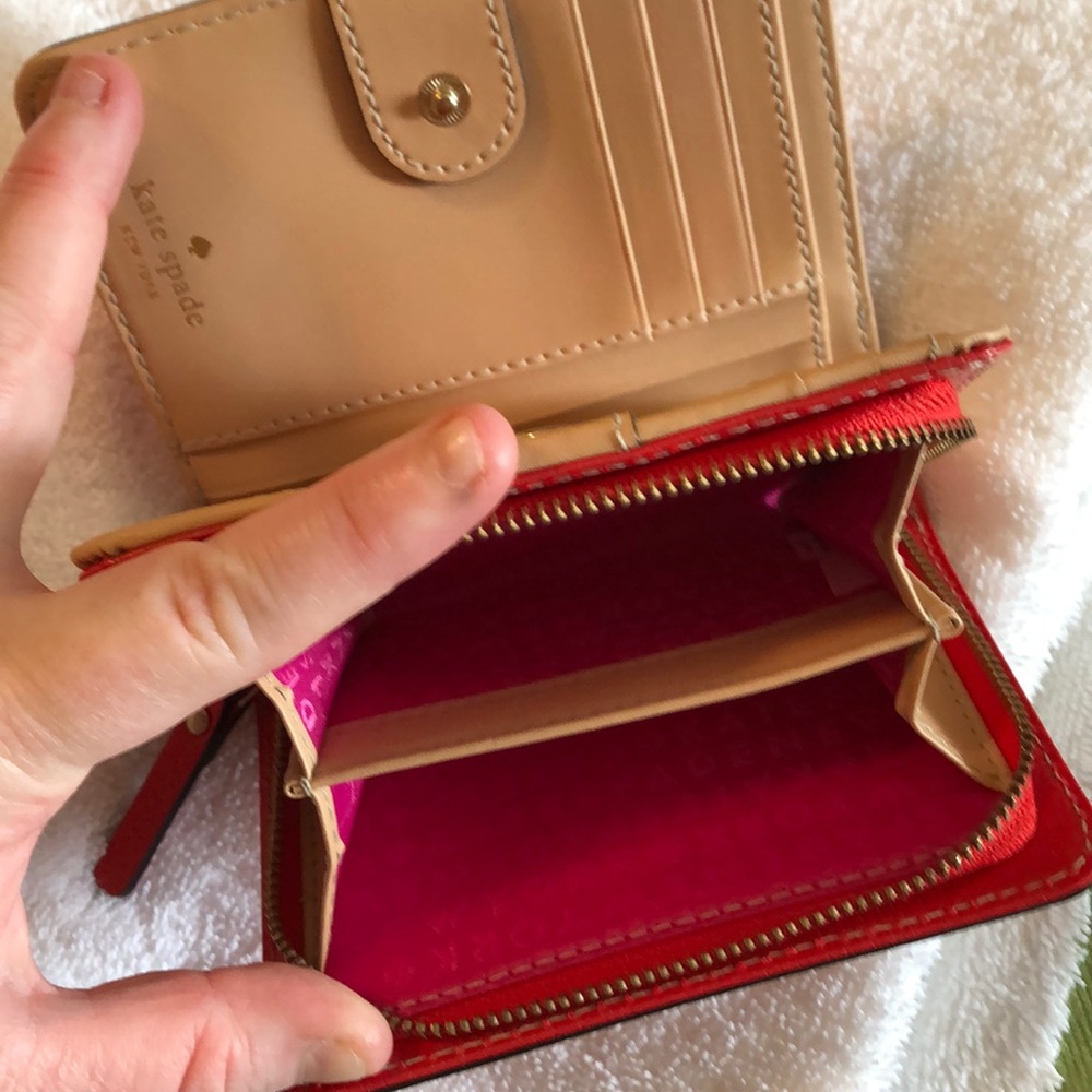 Kate Spade wallet - Picture 8 of 8